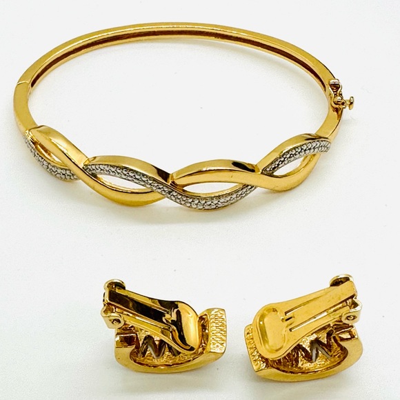 Vintage Rhinestone Earrings & Bracelet - Picture 12 of 13